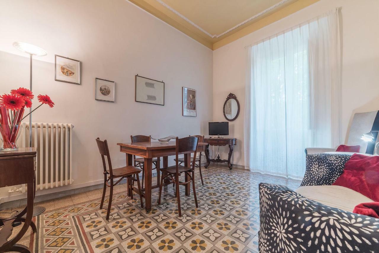 רומא Colosseo Cozy Apartment מראה חיצוני תמונה