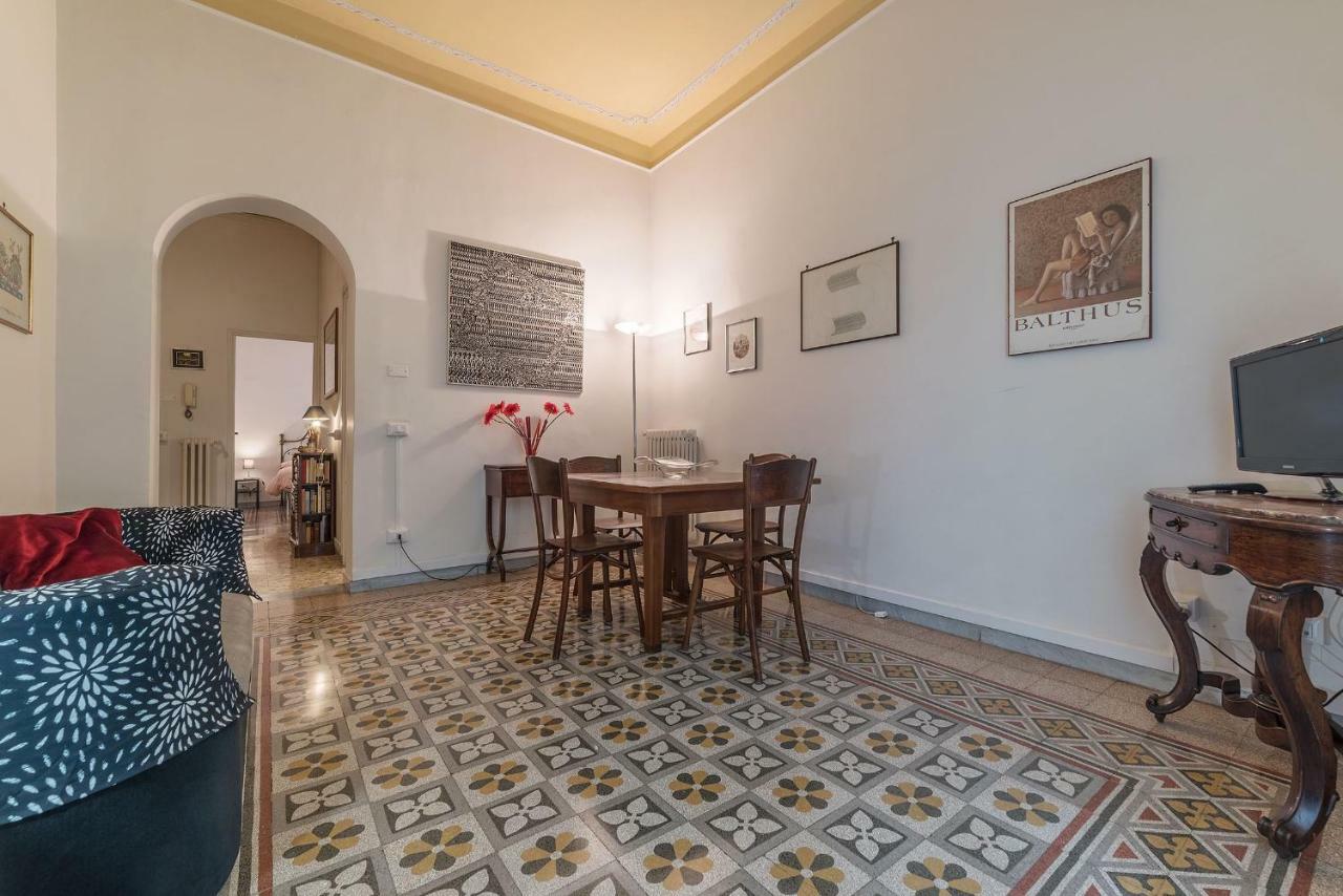 רומא Colosseo Cozy Apartment מראה חיצוני תמונה